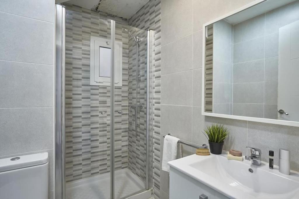Appartement Bebarceloner Sant Andreu - 3 Bedrooms *